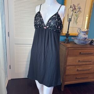 Oscar De La Renta Pink Label Nightgown